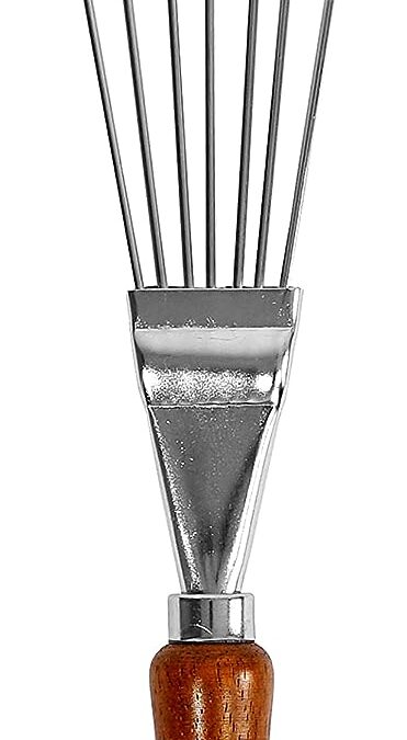 Japanese Hand Rake Garden Tool Review