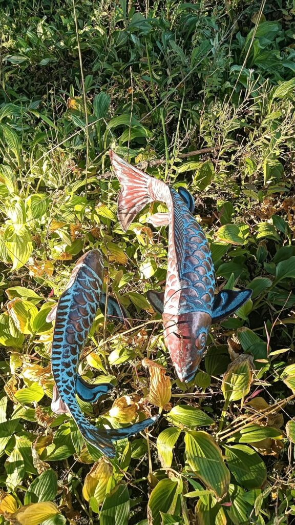 Set of 2 Koi Fish Sculpture for Outdoor, Statue Ornament, Metal Copper Garden Art, Patio, Yard, Lawn, Pond and Home Decoration