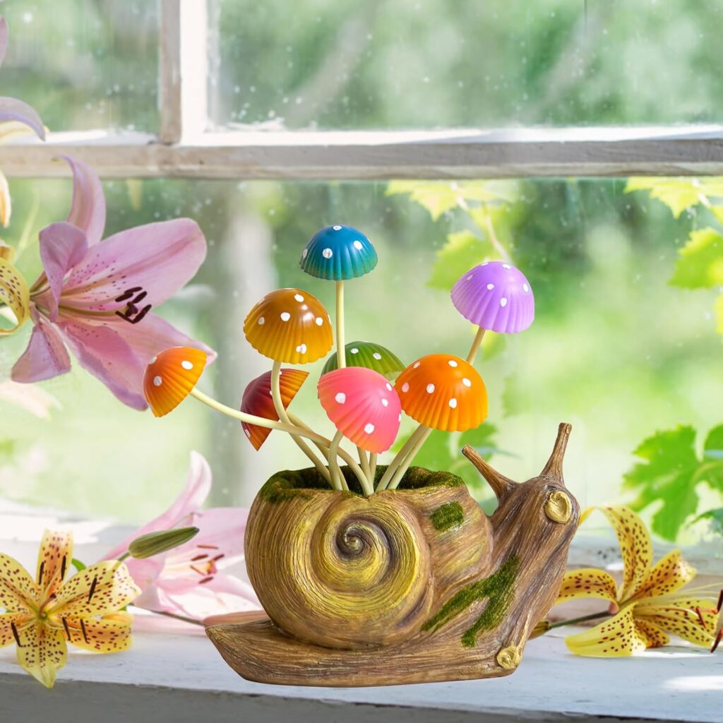 Solar Garden Lights, Solar Lights Outdoor Snail Garden Statues with Mushrooms, Unique Gifts for Mom Women Mothers Day, Resin Garden Decor Figurine Decor for Outside Patio Lawn Balcony Yard Tabletop