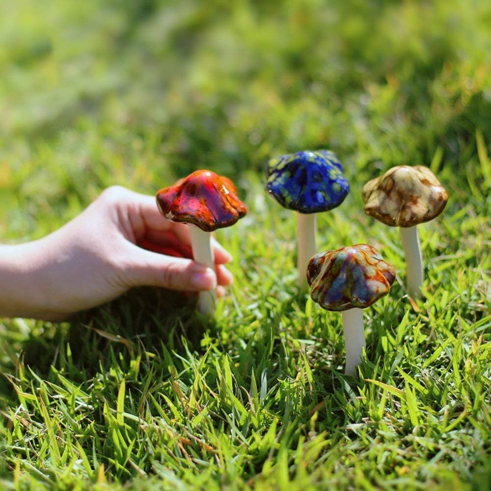 Danmu Garden Decor, 4pcs (Random Color) Ceramic Mushroom for Garden, Yard, Fairy Garden - Lawn Ornament Décor, Pottery Ornament 4.52 in Height (Dark Version)