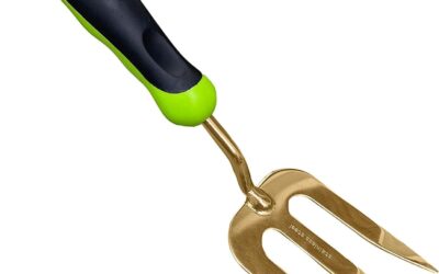 Garden Guru Titanium Hand Weeder Fork Tool Review