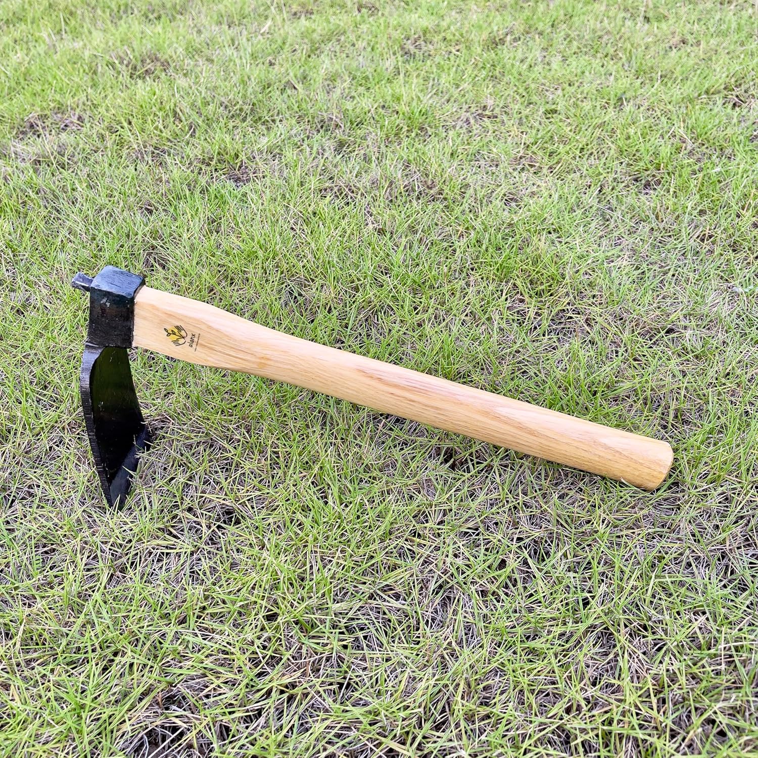 14 Inch Japanese Style Hoe, Heavy Duty Hoe, Without Welding, Gardening Tool, Oak Handle, for Digging, Weeding, and Planting