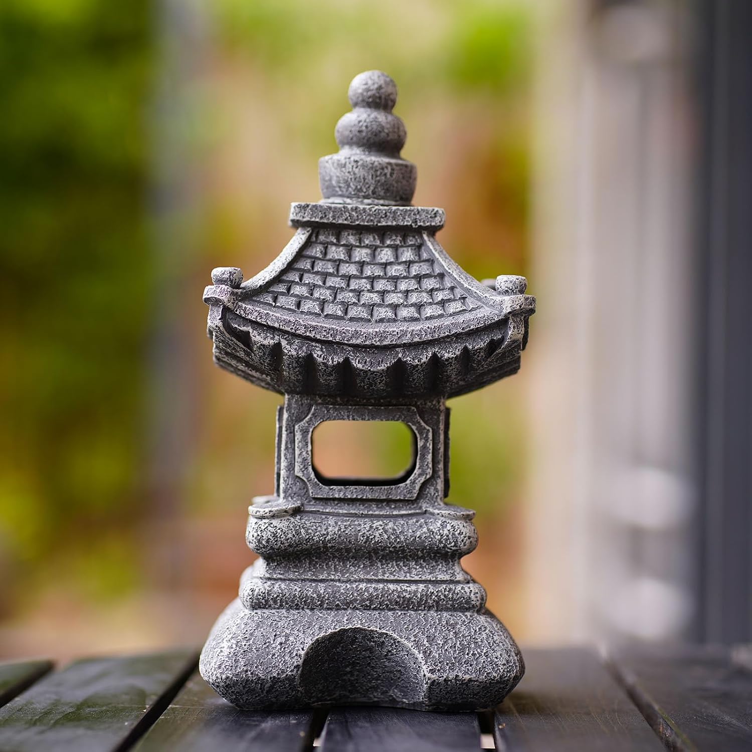 Pagoda Garden Statues Solar Powered Statue Japanese Garden Outdoor Zen Lantern Decorations for Home Yard Lawn Landscape Decor